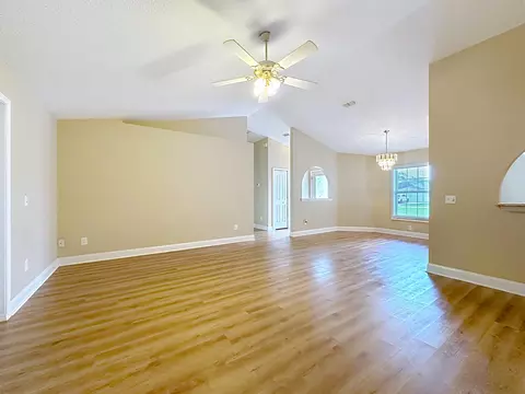 Living - 5384 5th St, Saint Augustine, FL 32080 photo 3 of 4