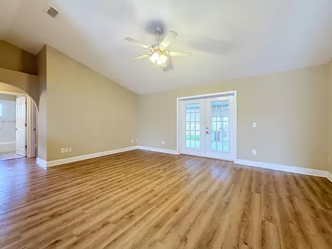 Living - 5384 5th St, Saint Augustine, FL 32080 photo 1 of 4