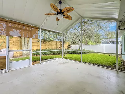 Exterior - 5384 5th St, Saint Augustine, FL 32080 photo 3 of 4