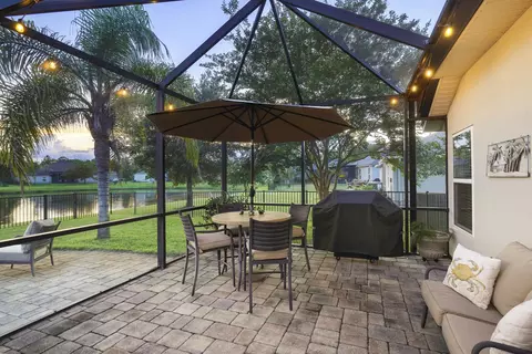 233 Parkwood Cir, Saint Augustine, FL 32086 photo 2