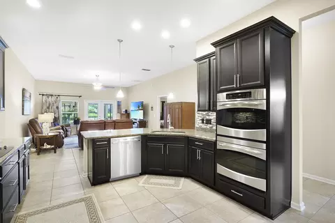 233 Parkwood Cir, Saint Augustine, FL 32086 photo 10