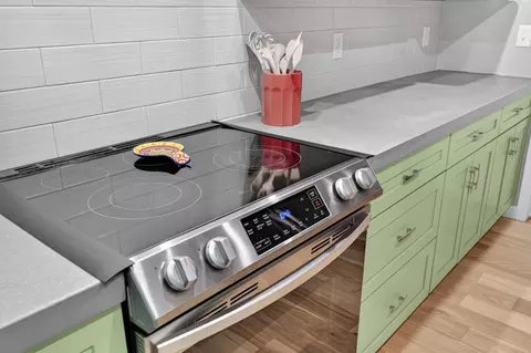 Kitchen - 500 San Bruno St, Saint Augustine, FL 32086 photo 6 of 10