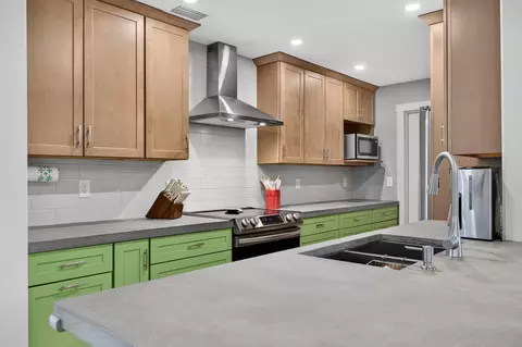 Kitchen - 500 San Bruno St, Saint Augustine, FL 32086 photo 3 of 10