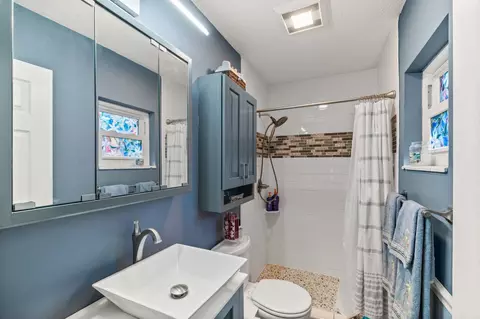 Bath - 5312 Riverview Dr, Saint Augustine, FL 32080 photo 1 of 2
