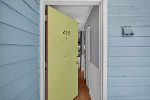 Entry Way - 650 W Pope Rd #249, Saint Augustine, FL 32080 photo 1 of 4