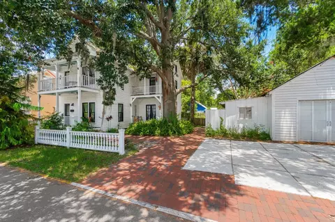 18 Locust St, Saint Augustine, FL 32084 photo 2