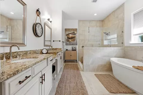Bath - 116 Istoria Dr, Saint Augustine, FL 32095 photo 1 of 6