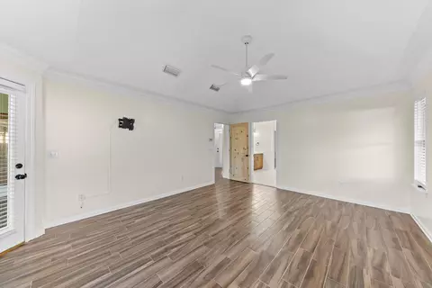 Living - 1157 Ashmore Dr, Saint Johns, FL 32259 photo 2 of 3