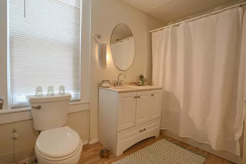 Bath - 69 Saragossa St, Saint Augustine, FL 32084 photo 2 of 2