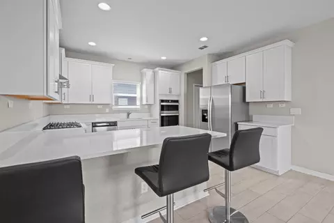 Kitchen - 499 Silver Landing Dr, Saint Augustine, FL 32092 photo 2 of 4
