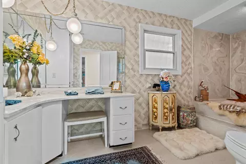 Bath - 3825 Hickory Ln, Saint Augustine, FL 32086 photo 5 of 6