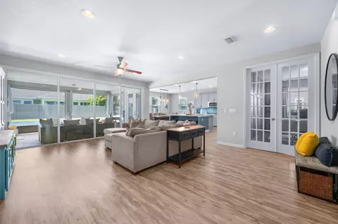 Living - 132 Palisade Dr, Saint Augustine, FL 32092 photo 1 of 4