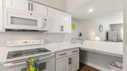 Kitchen - 11 B St #A AND B, Saint Augustine, FL 32080 photo 10 of 11