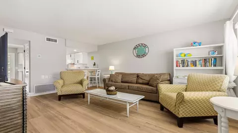Living - 11 B St #A AND B, Saint Augustine, FL 32080 photo 3 of 5
