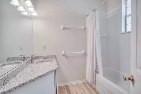 Bath - 849 Crestwood Dr, Saint Augustine, FL 32086 photo 2 of 8