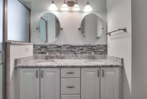 Bath - 849 Crestwood Dr, Saint Augustine, FL 32086 photo 4 of 8