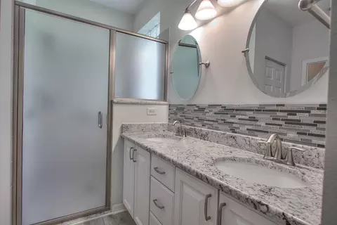 Bath - 849 Crestwood Dr, Saint Augustine, FL 32086 photo 5 of 8