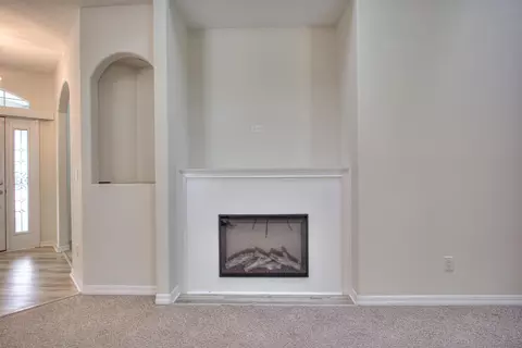 Living - 849 Crestwood Dr, Saint Augustine, FL 32086 photo 4 of 7