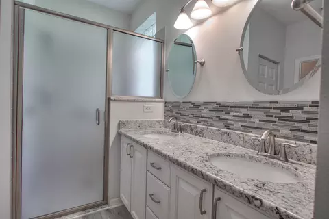 Bath - 849 Crestwood Dr, Saint Augustine, FL 32086 photo 5 of 8