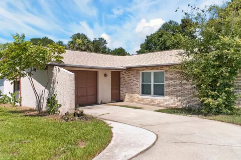 Exterior - 270 Costado St, Saint Augustine, FL 32086 photo 6 of 9