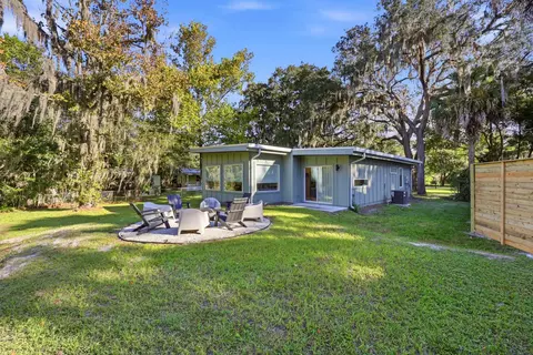 Exterior - 1333 Grant St, Saint Augustine, FL 32084 photo 2 of 9
