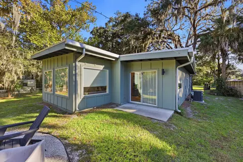 Exterior - 1333 Grant St, Saint Augustine, FL 32084 photo 7 of 9