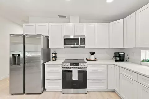 Kitchen - 1333 Grant St, Saint Augustine, FL 32084 photo 1 of 4