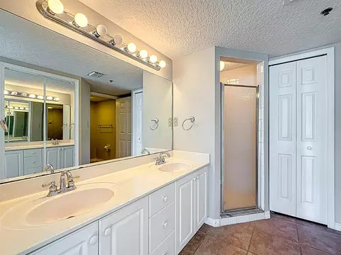 Bath - 159 Marine St UNIT 204, Saint Augustine, FL 32084 photo 2 of 4
