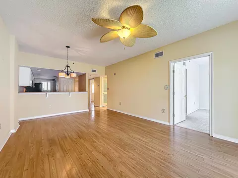 Living - 159 Marine St UNIT 204, Saint Augustine, FL 32084 photo 3 of 5