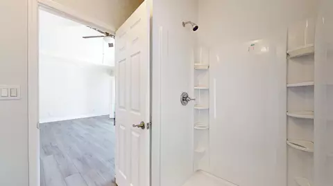 Bath - 1301 Hernandez Blvd, Saint Augustine, FL 32080 photo 6 of 7