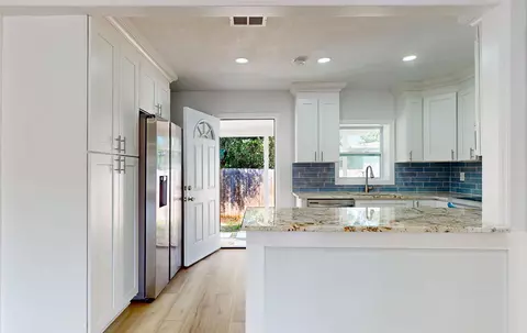 Entry Way - 1301 Hernandez Blvd, Saint Augustine, FL 32080 photo 1 of 1