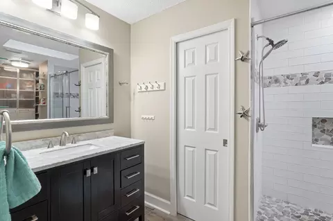 Bath - 102 Hammock Cir, Saint Augustine, FL 32084 photo 1 of 3