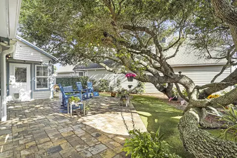 Exterior - 102 Hammock Cir, Saint Augustine, FL 32084 photo 4 of 12