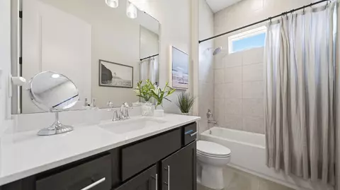 Bath - 203 Tesoro Ter, Saint Augustine, FL 32095 photo 8 of 10