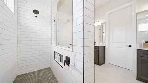 Bath - 203 Tesoro Ter, Saint Augustine, FL 32095 photo 6 of 10