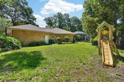 Exterior - 606 Parker Ct, Saint Augustine, FL 32086 photo 11 of 17