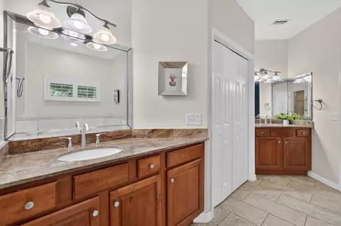 Bath - 606 Parker Ct, Saint Augustine, FL 32086 photo 3 of 5