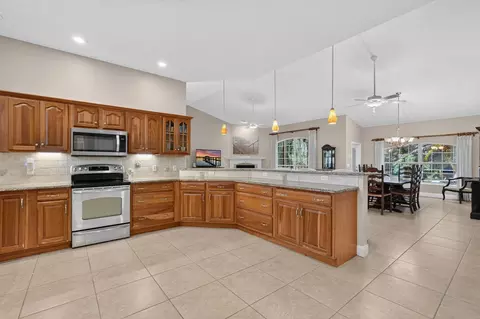 Kitchen - 606 Parker Ct, Saint Augustine, FL 32086 photo 3 of 3