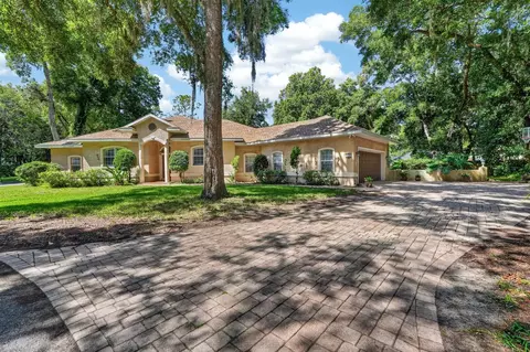 Exterior - 606 Parker Ct, Saint Augustine, FL 32086 photo 6 of 17