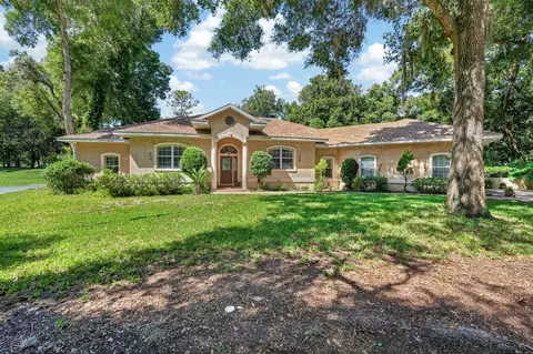 Exterior - 606 Parker Ct, Saint Augustine, FL 32086 photo 5 of 17