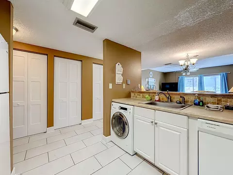 Kitchen - 5930 A1a S UNIT 5B, Saint Augustine, FL 32080 photo 4 of 4