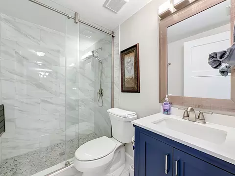 Bath - 5930 A1a S UNIT 5B, Saint Augustine, FL 32080 photo 1 of 1