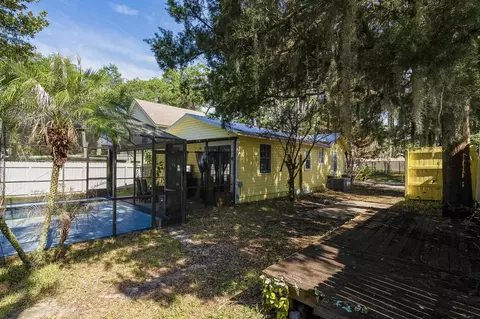 Exterior - 17 Madeore St, Saint Augustine, FL 32084 photo 15 of 18