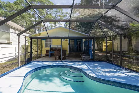Exterior - 17 Madeore St, Saint Augustine, FL 32084 photo 10 of 18