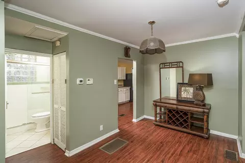 Entry Way - 17 Madeore St, Saint Augustine, FL 32084 photo 3 of 5
