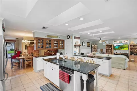 Kitchen - 26 Miruela Ave, Saint Augustine, FL 32080 photo 4 of 6