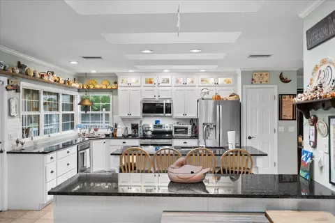 Kitchen - 26 Miruela Ave, Saint Augustine, FL 32080 photo 2 of 6
