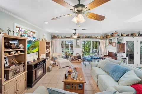 Living - 26 Miruela Ave, Saint Augustine, FL 32080 photo 2 of 3