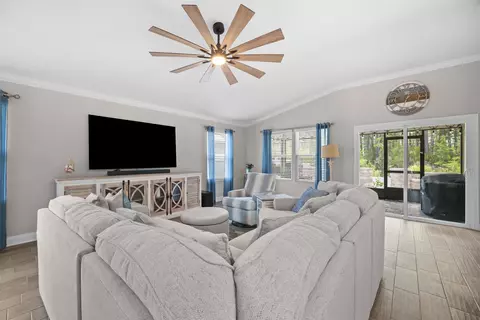 Living - 46 Eagles Landing Ln, Saint Augustine, FL 32095 photo 2 of 3