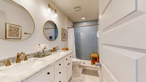 Bath - 1618 20 Inlet Pl, Saint Augustine, FL 32080 photo 10 of 16